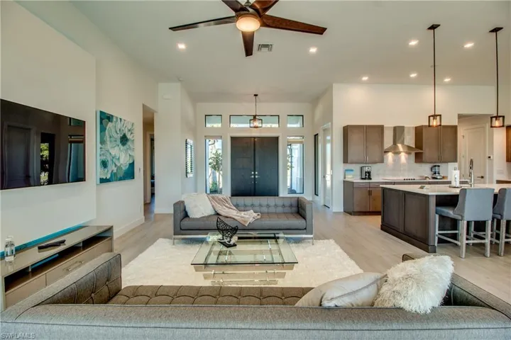 1720 Sw 50th Ter, Cape Coral, Florida 33914