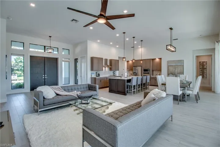 1720 Sw 50th Ter, Cape Coral, Florida 33914