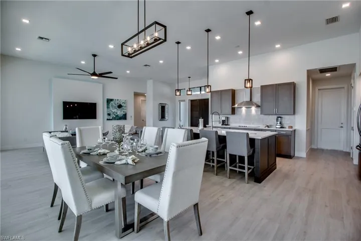 1720 Sw 50th Ter, Cape Coral, Florida 33914