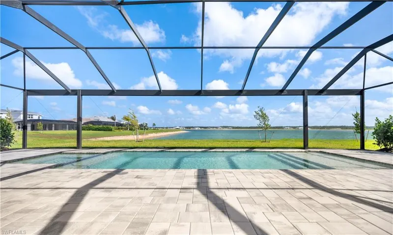 8762  Driftwood  DR, Naples, FL 34114