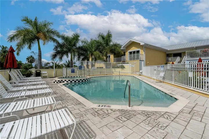 450 Old San Carlos Blvd 303, Fort Myers Beach, Florida 33931