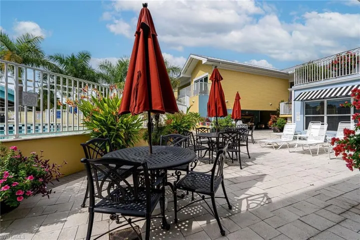 450 Old San Carlos Blvd 303, Fort Myers Beach, Florida 33931