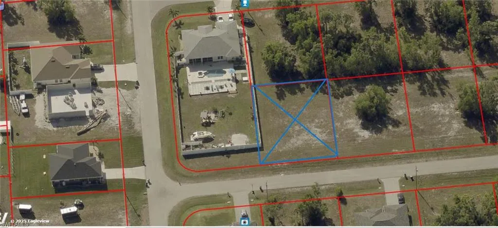 Map / location featuring property parcel outlined