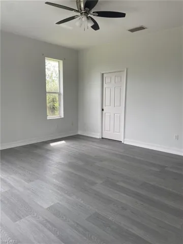 885  39th NW AVE, Naples, FL 34120