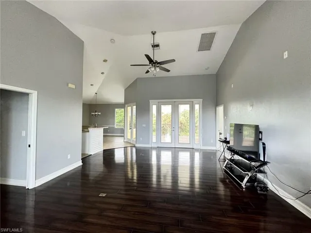 885  39th NW AVE, Naples, FL 34120
