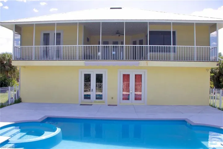 885  39th NW AVE, Naples, FL 34120