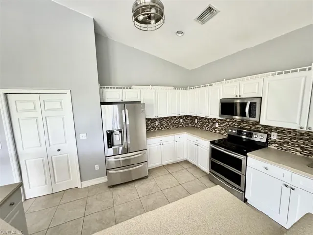 885  39th NW AVE, Naples, FL 34120