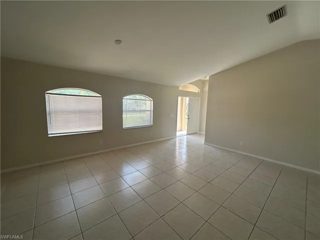 2832 Nw 4th Ter, Cape Coral, Florida 33993