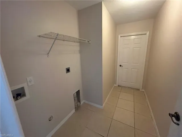 2832 Nw 4th Ter, Cape Coral, Florida 33993