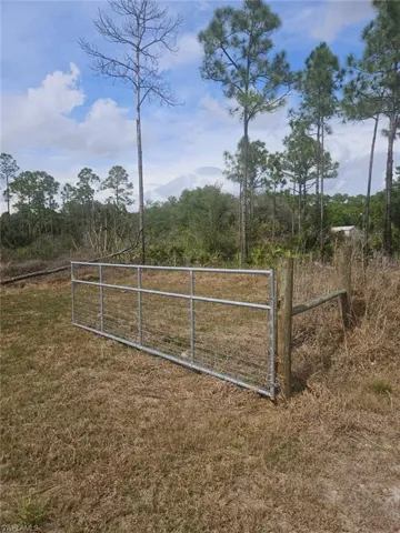 5833 Stewart Ln, Labelle, Florida 33935