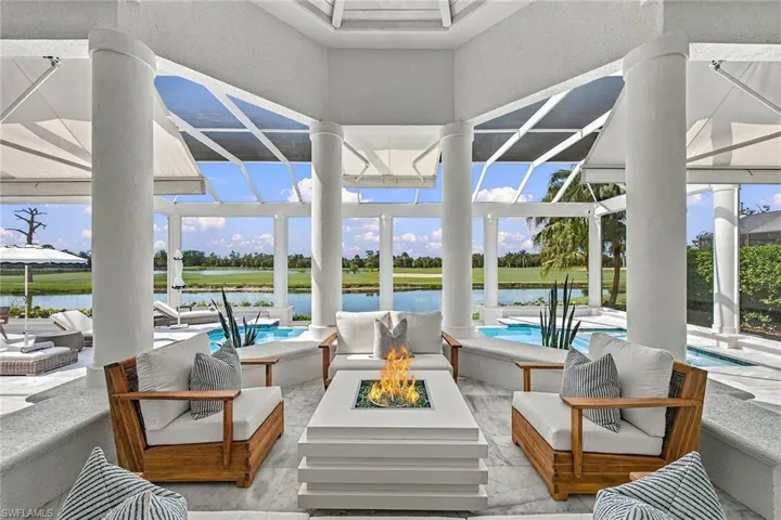 553 Eagle Creek Dr, Naples, Florida 34113