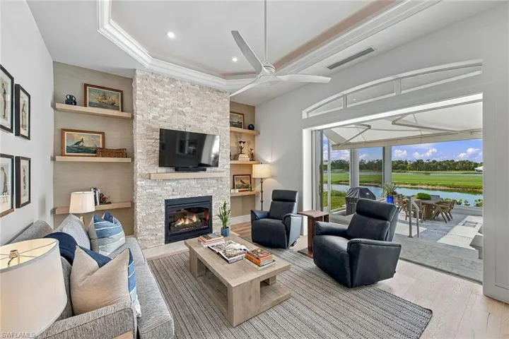 553 Eagle Creek Dr, Naples, Florida 34113