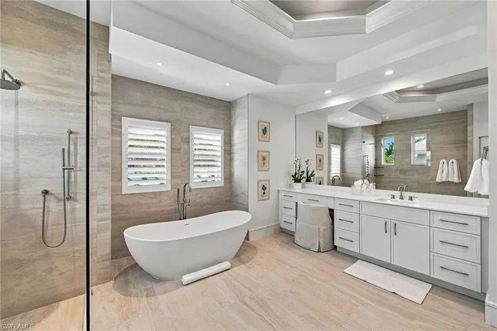 553 Eagle Creek Dr, Naples, Florida 34113