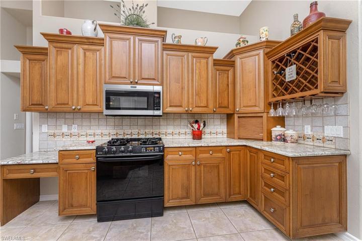 4311 Point CT, PORT CHARLOTTE FL 33948