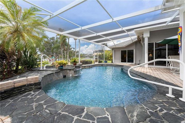 4311 Point CT, PORT CHARLOTTE FL 33948