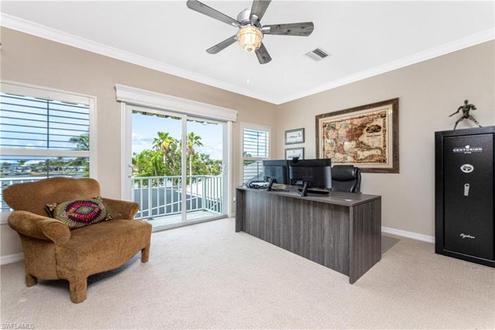 4311 Point CT, PORT CHARLOTTE FL 33948