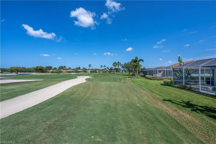 Course behind the Villa