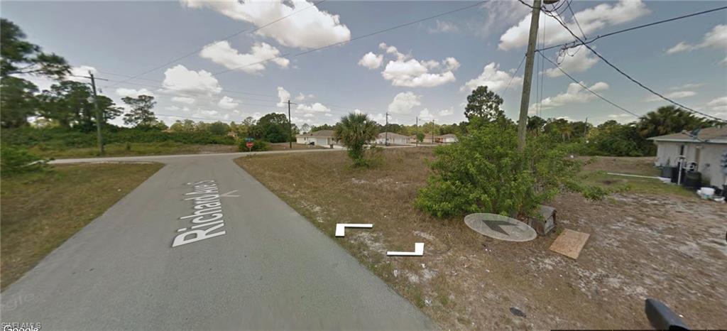 2440-2442  Richard S AVE, Lehigh Acres, FL 33973