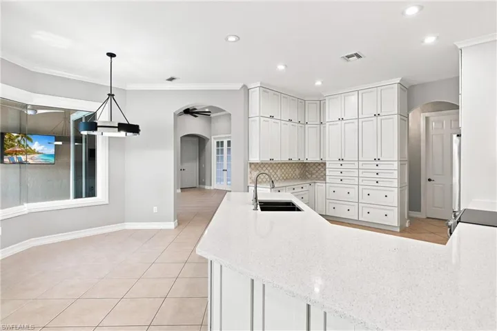 5120 Post Oak Ln, Naples, Florida 34105