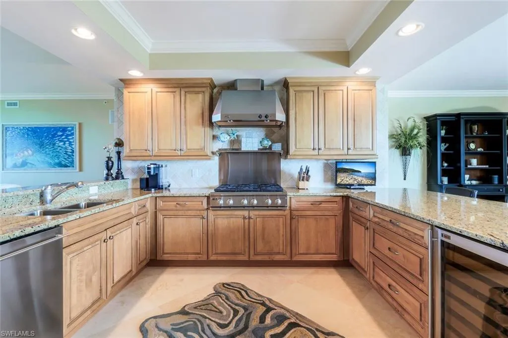 275 Indies WAY, Naples, FL 34110,224045670