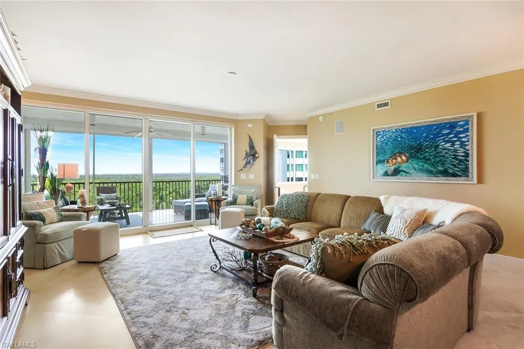 275 Indies WAY, Naples, FL 34110,224045670