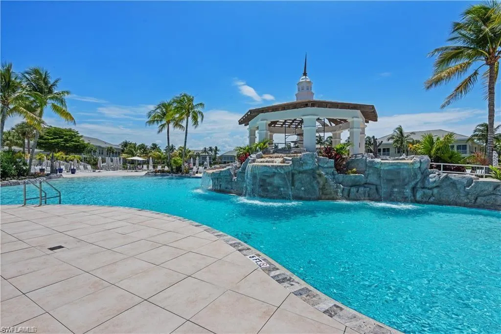 275 Indies WAY, Naples, FL 34110,224045670