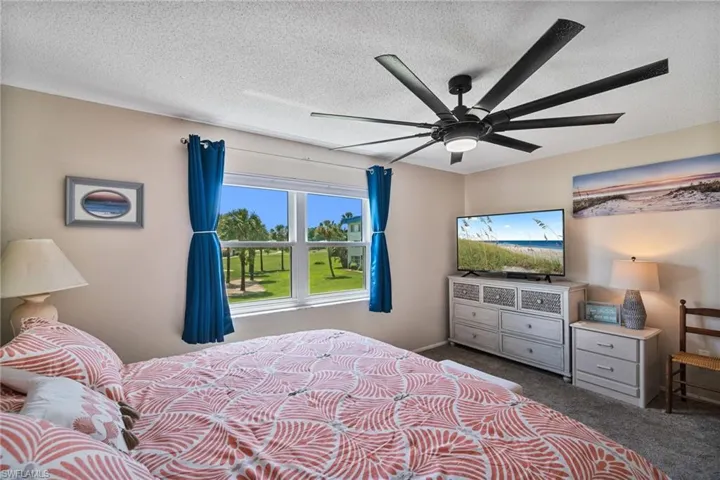 1828  Pine Valley  DR, Fort Myers, FL 33907