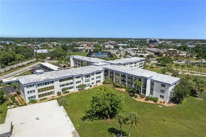 1828  Pine Valley  DR, Fort Myers, FL 33907