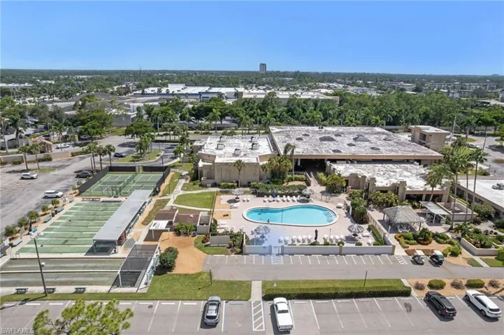 1828  Pine Valley  DR, Fort Myers, FL 33907