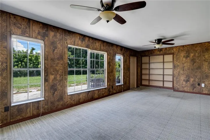 1117 Se 33rd Ter, Cape Coral, Florida 33904
