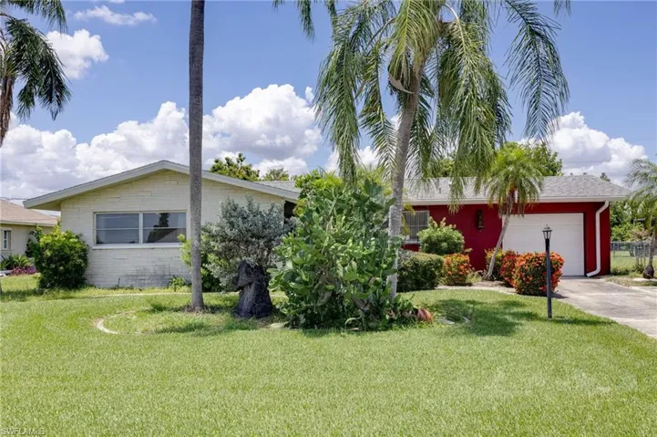 1117 Se 33rd Ter, Cape Coral, Florida 33904
