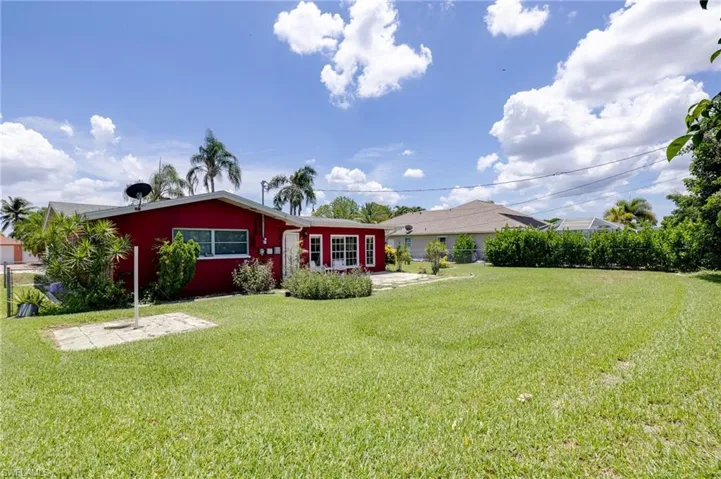 1117 Se 33rd Ter, Cape Coral, Florida 33904