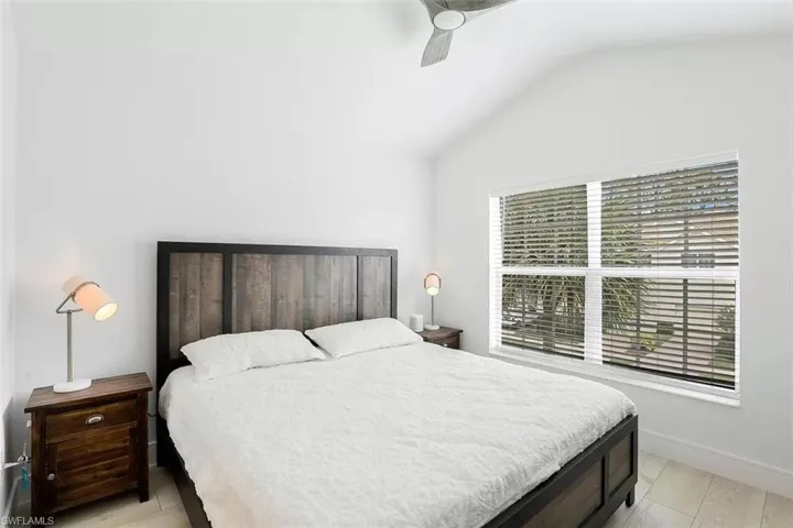 775  Hampton  CIR, Naples, FL 34105