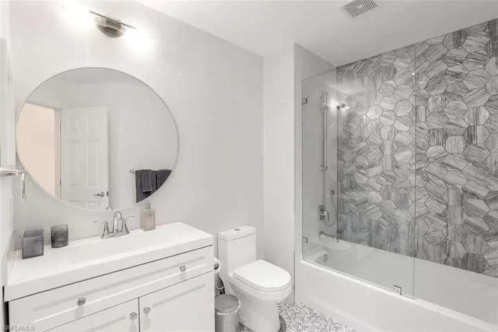 775  Hampton  CIR, Naples, FL 34105