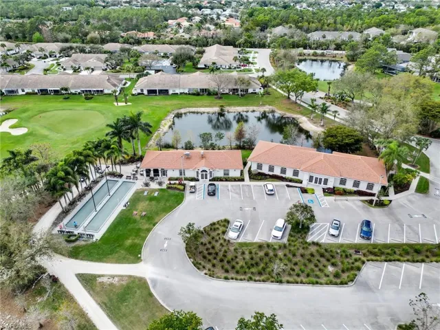 92  Glen Eagle  CIR, Naples, FL 34104
