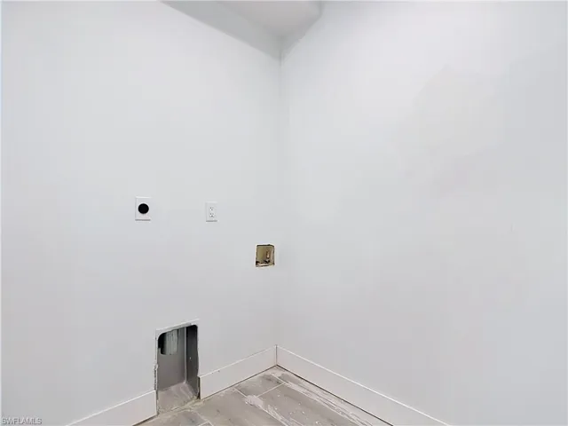 Downstairs laundry room