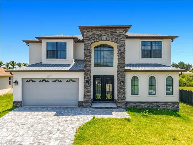 8831 Woodgate Dr, Fort Myers, Florida 33908