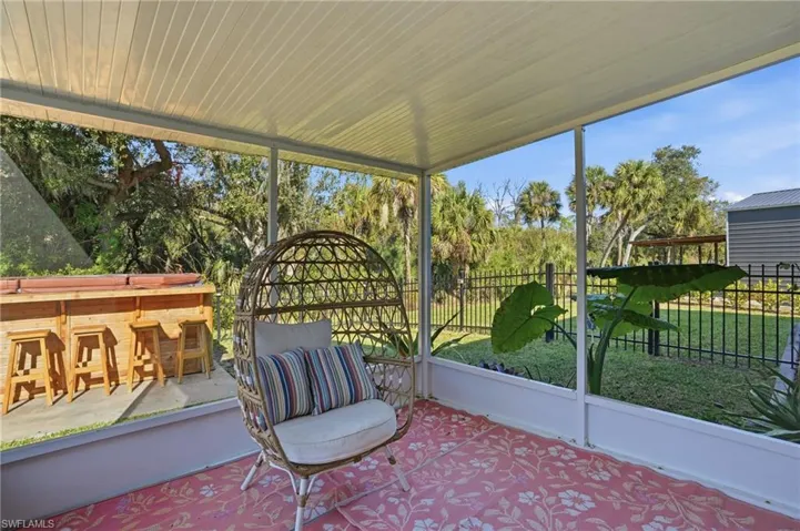 Spacious lanai