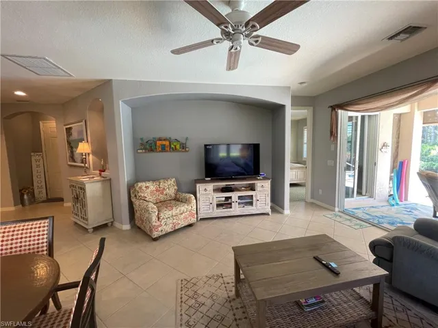 10630 Camarelle Cir, Fort Myers, Florida 33913