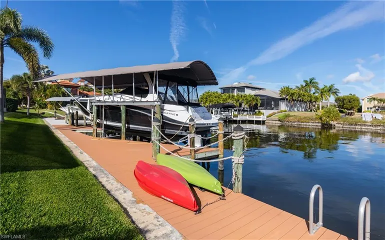 1525 Sw 57th Ter, Cape Coral, Florida 33914