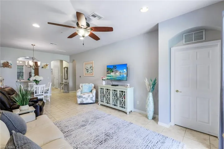 14685  Cranberry  CT, Naples, FL 34114