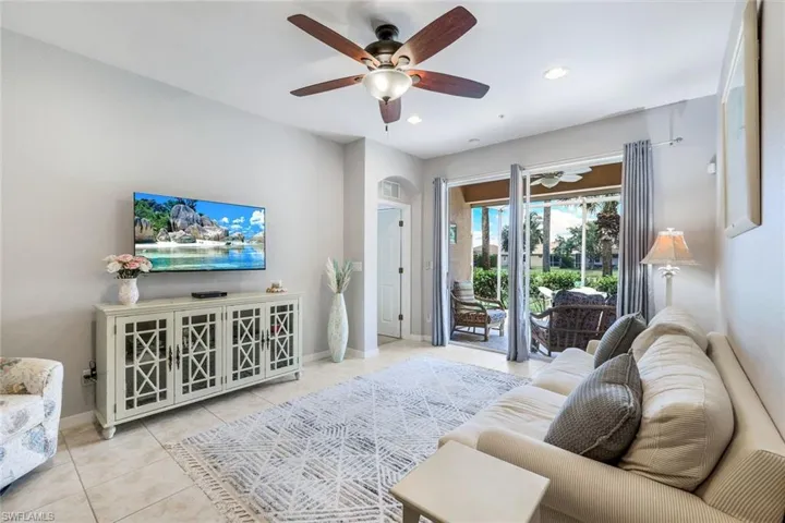 14685  Cranberry  CT, Naples, FL 34114