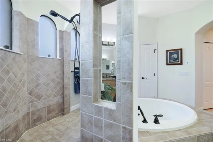 Owners Bath