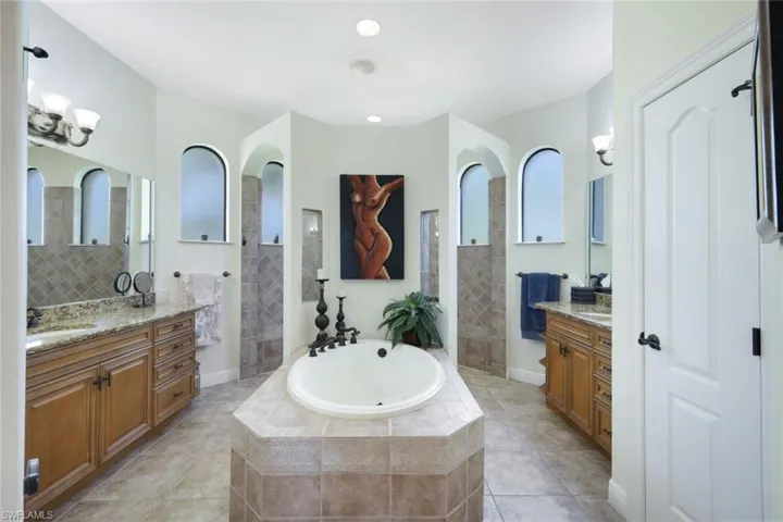 Owners Bath