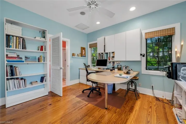 1st Floor Office/4th Bedroom w/ en suite