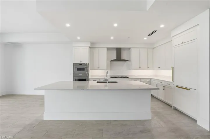 4810 Pelican Colony 403, Bonita Springs, Florida 34134