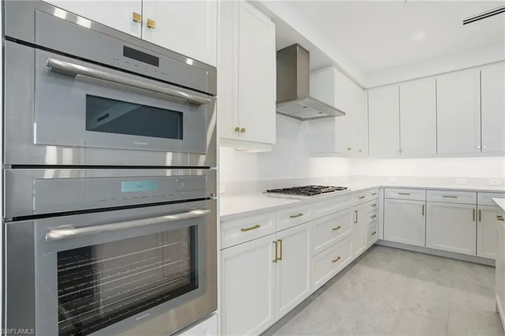 4810 Pelican Colony 403, Bonita Springs, Florida 34134