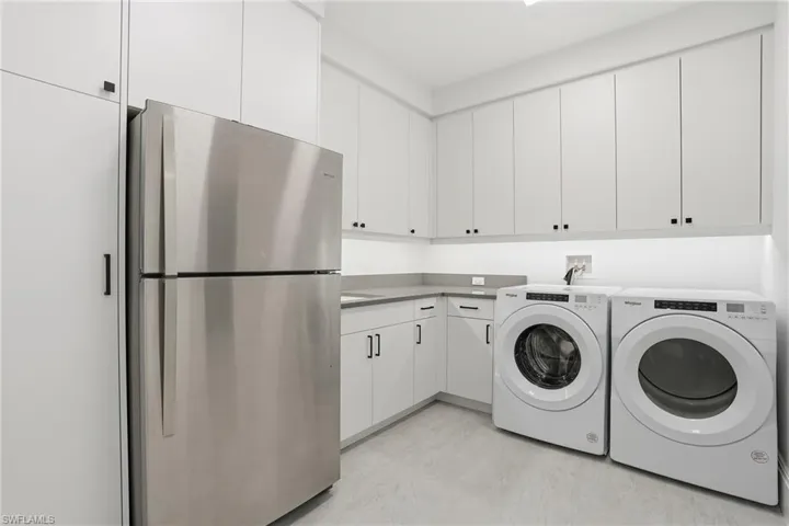 4810 Pelican Colony 403, Bonita Springs, Florida 34134