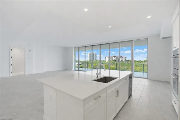 4810 Pelican Colony 403, Bonita Springs, Florida 34134