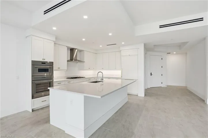4810 Pelican Colony 403, Bonita Springs, Florida 34134